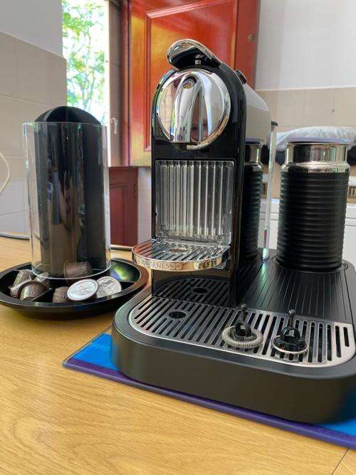 Espresso & Coffee Machines Nespresso Coffee Machine Bundle (Great